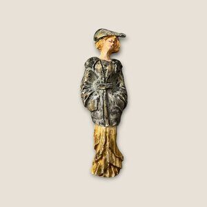 Vintage Art Deco Woman Brooch Pin Figurine Gold & Black